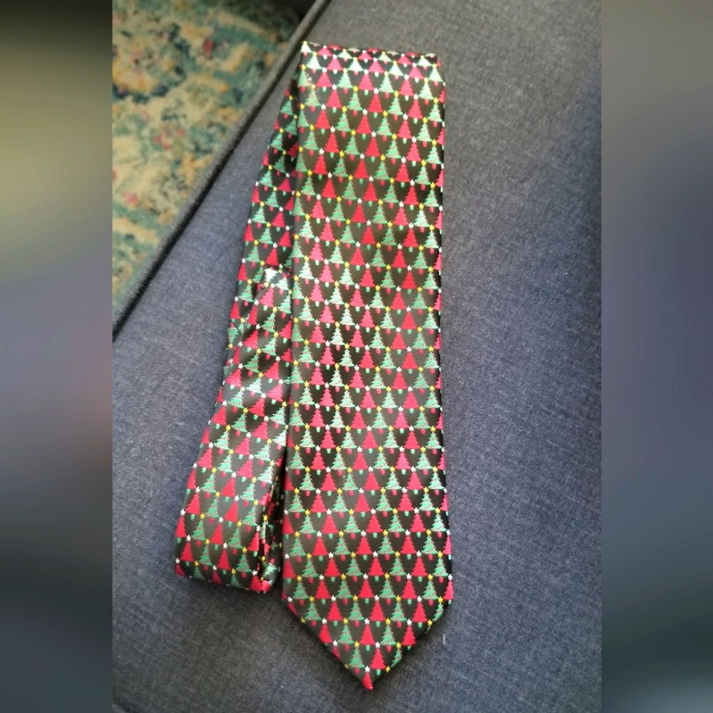 Spruce Up Christmas Neck Tie